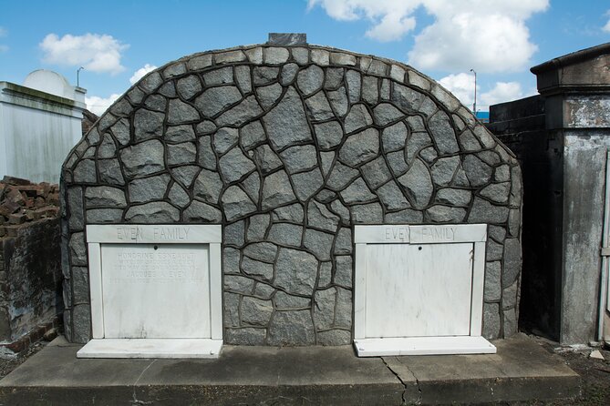 New Orleans St. Louis Cemetery No. 3 Walking Tour - Who this tour suits best (and who should think twice)