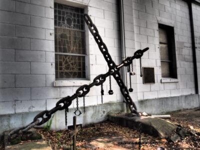 New Orleans: Tremé African American & Creole History Tour - Starting at The Voodoo Lounge: the walking-tour rhythm