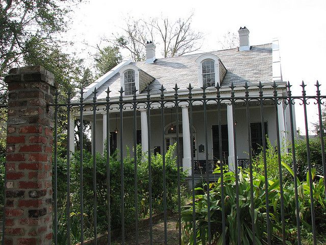 New Orleans: Tremé African American & Creole History Tour - The Tomb of the Unknown Slave: remembering as you walk