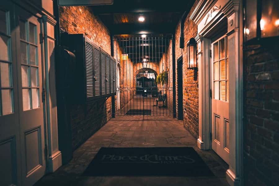 New Orleans: True Crime Pub Crawl - Route changes: parades, construction, and staying on time