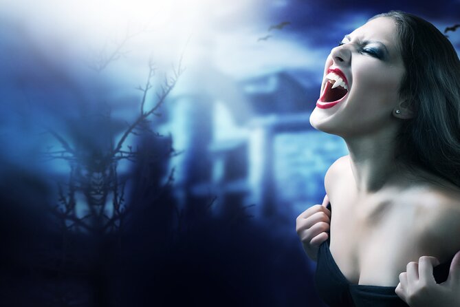 New Orleans Vampire Walking Tour - Vampire Tavern Moment: Fun, But Keep Your Head