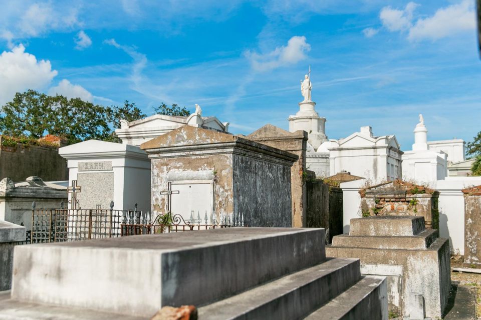 New Orleans: Walking Tour Inside St. Louis Cemetery No. 1 - Above-Ground Crypts, Below-Ground Sites, and the Customs Behind Them