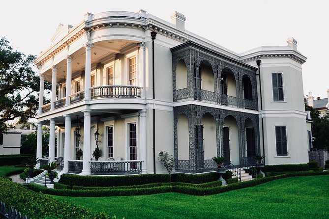 NOLA Garden District and Gates of Lafayette Cemetery Tour - Pacing and comfort: what to expect on uneven ground