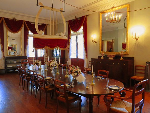 Oak Alley Plantation Tour with Transportation from New Orleans - How This Tour Handles Plantation History (Including the Tough Parts)
