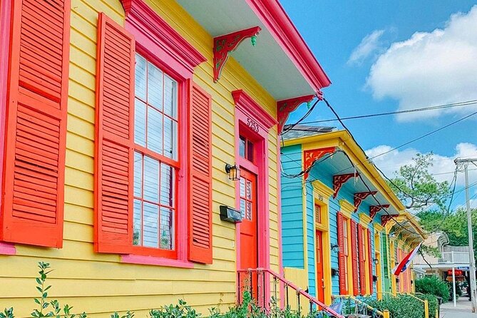 Private New Orleans City Tour with Local Expert Guide - Magazine Street: your best chance to slow down and choose
