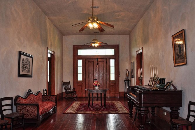 Small-Group Laura and Whitney Plantation Tour from New Orleans - Whitney Plantation self-guided audio: how to handle a heavy visit