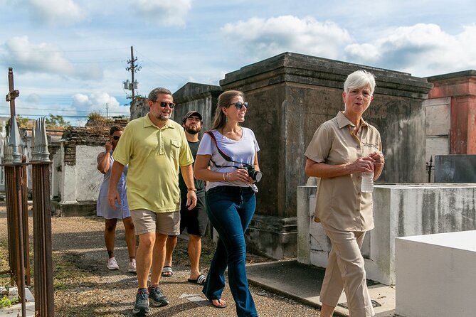 St. Louis Cemetery No. 1 Official Walking Tour - Delphine LaLaurie: the darker thread you shouldn’t skip