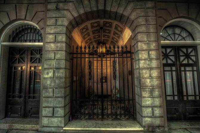The Bad Broads Tour of New Orleans - French Quarter Stories: Madams, Voodoo Queens, and Scandal