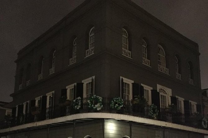 The Bad Broads Tour of New Orleans - Walking Pace and Group Size: How It Can Help or Hurt